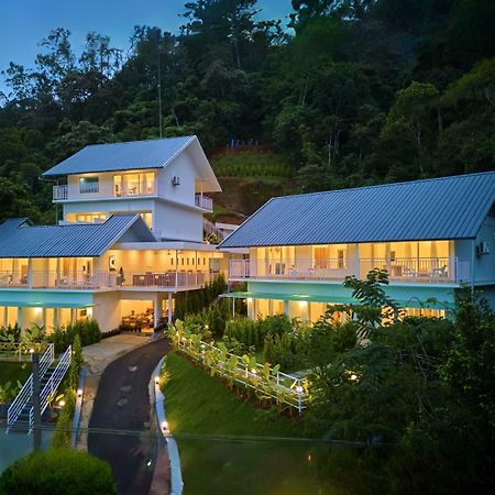 Ice Mist Pool Resort Munnar By Voye Homes Zewnętrze zdjęcie