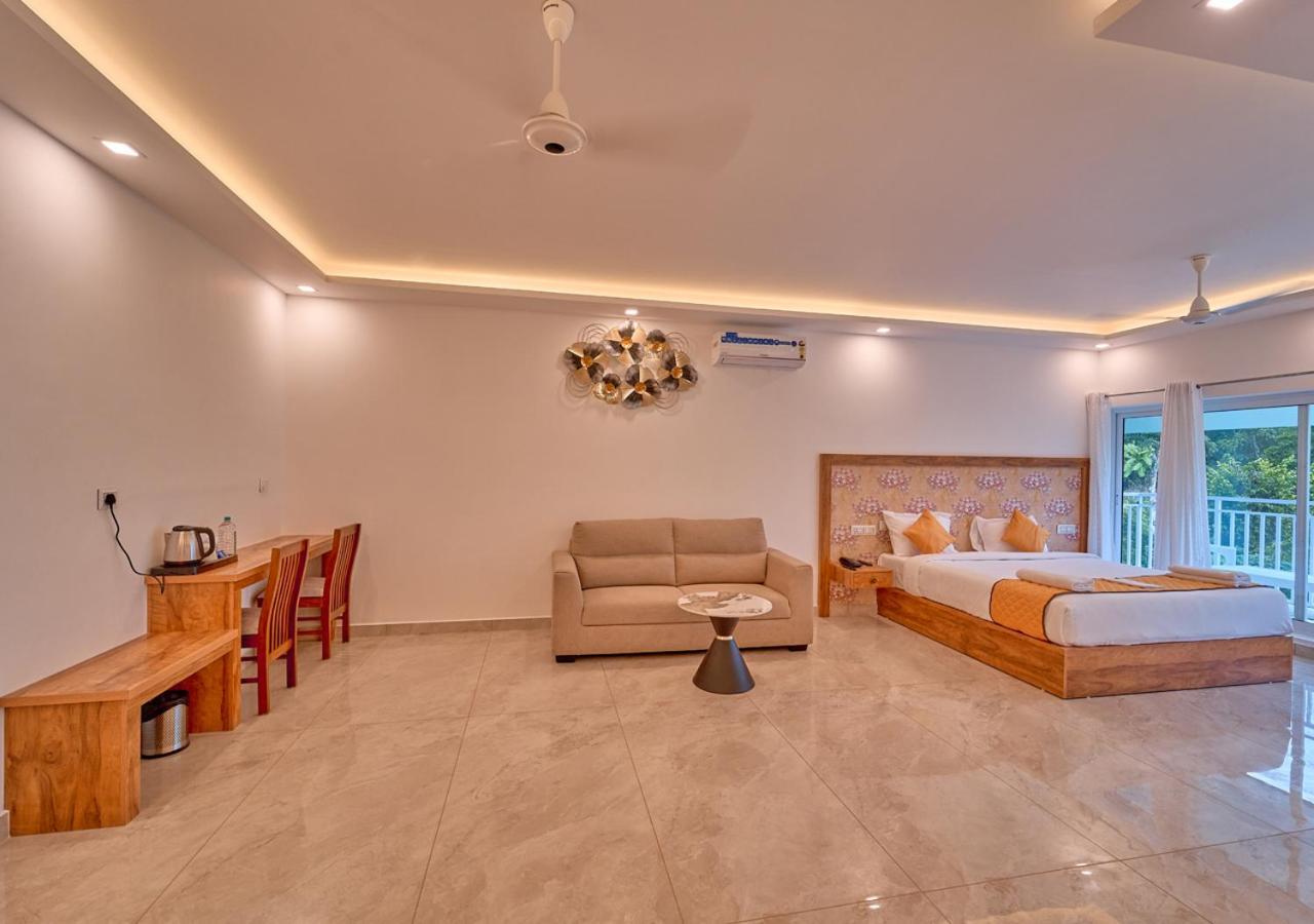 Ice Mist Pool Resort Munnar By Voye Homes Zewnętrze zdjęcie