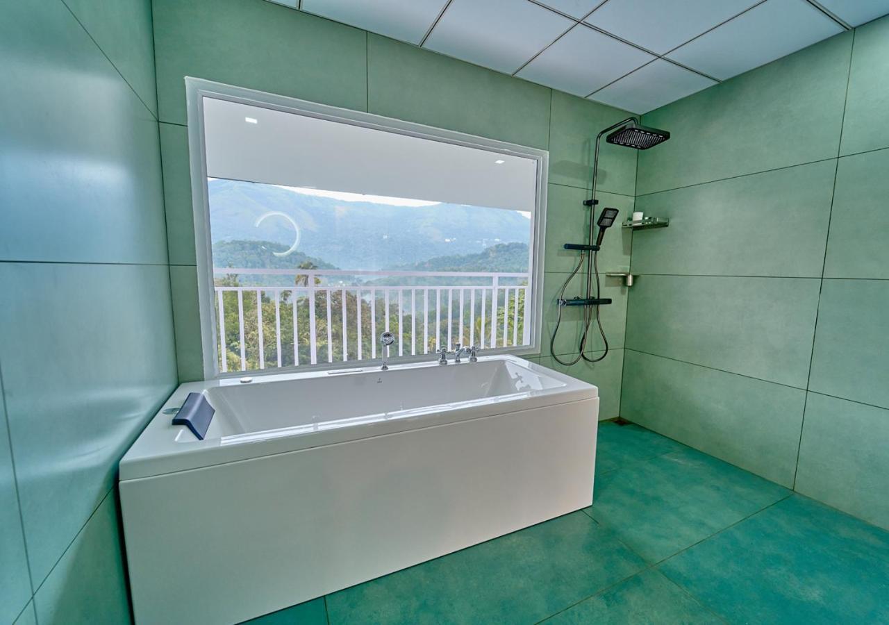 Ice Mist Pool Resort Munnar By Voye Homes Zewnętrze zdjęcie