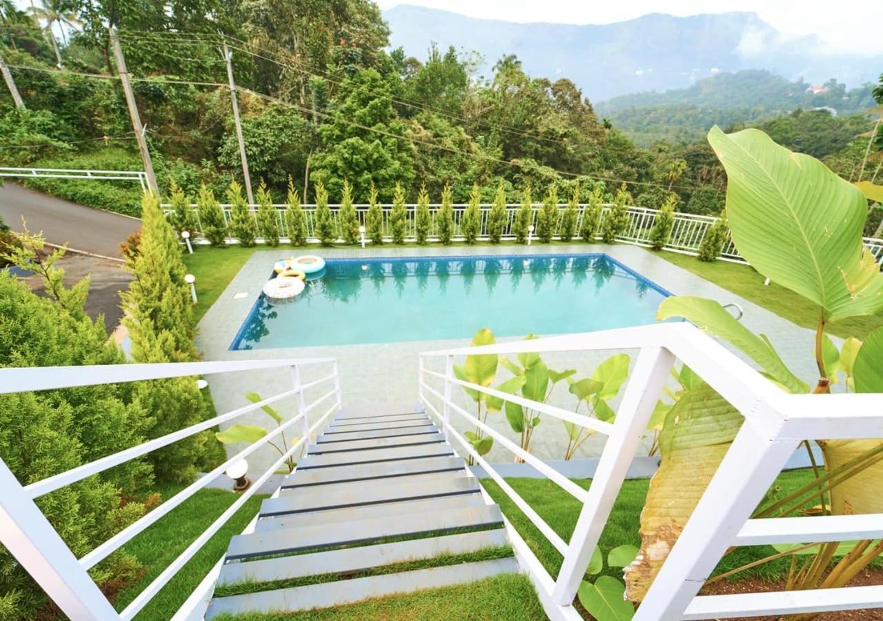 Ice Mist Pool Resort Munnar By Voye Homes Zewnętrze zdjęcie